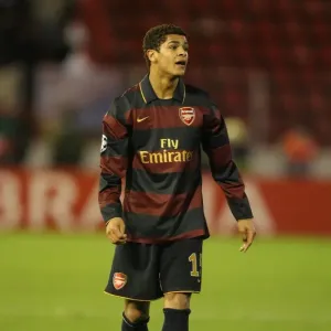 Denilson Shines in Print of 0-0 UEFA Champions League Match