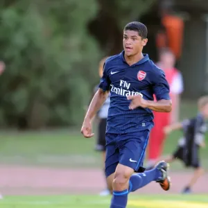 Denilson's Dominance: Arsenal's 5-0 Pre-Season Victory Over Szombathelyi (2009)