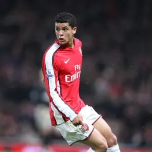 Denilson's Unforgettable Performance: Arsenal vs. Tottenham Hotspur's Thrilling 4-4 Draw, October 2008 Denilson's Unforgettable Performance: Arsenal vs. Tottenham Hotspur's Thrilling 4-4 Draw, October 2008