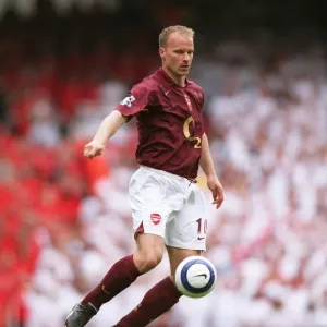 Dennis Bergkamp in Print, 2006 FA Premiership Match