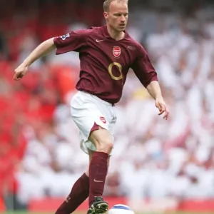 Dennis Bergkamp Print, Arsenal 4:2 Wigan Athletic, Highbury