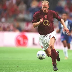 Dennis Bergkamp (Arsenal). Arsenal 2: 1 Porto. The Amsterdam Tournament