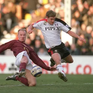 Dennis Bergkamp (Arsenal) Moritz Volz (Fulham). Fulham 0: 4 Arsenal