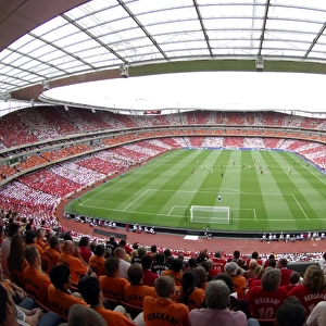 Dennis Bergkamp Farewell: Arsenal vs. Ajax (2006) - A Legend's Testimonial at Emirates Stadium
