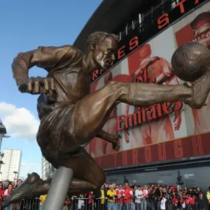 Dennis Bergkamp Statue Unveiled at Arsenal's Emirates Stadium Dennis Bergkamp Statue Unveiled at Arsenal's Emirates Stadium