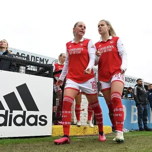 Determination at Halftime: Arsenal Women's Fight Back Against Manchester City