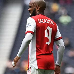 Determined Lacazette: Arsenal vs. Tottenham's Mental Battle at Tottenham Stadium