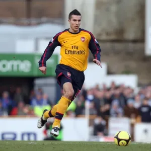 Determined Robin van Persie Leads Arsenal to 0-0 Draw Against Cardiff City in FA Cup Determined Robin van Persie Leads Arsenal to 0-0 Draw Against Cardiff City in FA Cup