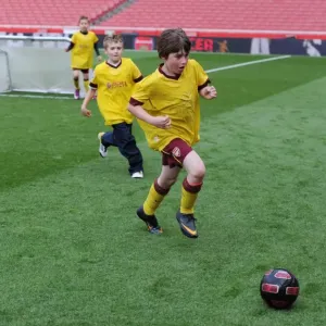Determined Young Gunner Shines in Arsenal's 1:2 Loss to Aston Villa, May 2011 Determined Young Gunner Shines in Arsenal's 1:2 Loss to Aston Villa, May 2011