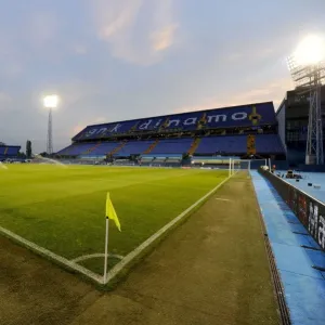 Dinamo Zagreb vs Arsenal: UEFA Champions League Clash at Maksimir Stadium, Zagreb 2015