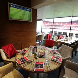 The Directors Box: Arsenal vs. Chelsea, Premier League Showdown at Emirates Stadium (0:0), April 26, 2015 The Directors Box: Arsenal vs. Chelsea, Premier League Showdown at Emirates Stadium (0:0), April 26, 2015