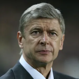 Disappointing Night in Istanbul: Arsene Wenger and Arsenal's 5-2 Defeat to Fenerbahce in the UEFA Champions League Disappointing Night in Istanbul: Arsene Wenger and Arsenal's 5-2 Defeat to Fenerbahce in the UEFA Champions League