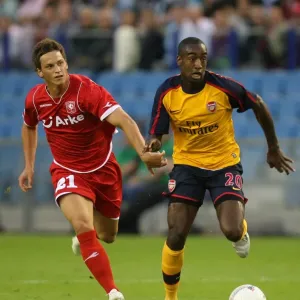 Djourou and Arnautovic Lead Arsenal to Victory: FC Twente 0-2 Arsenal, Champions League Qualifier, 2008 Djourou and Arnautovic Lead Arsenal to Victory: FC Twente 0-2 Arsenal, Champions League Qualifier, 2008