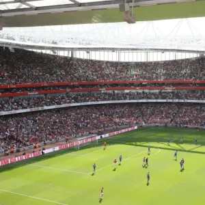 Dominant Chelsea Overpowers Arsenal: 1-4 Victory at Emirates Stadium, 2009 (Premier League) Dominant Chelsea Overpowers Arsenal: 1-4 Victory at Emirates Stadium, 2009 (Premier League)