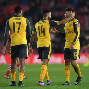 Double Trouble: Walcott and Oxlade-Chamberlain Score Twice in Arsenal's FA Cup Victory over Southampton Double Trouble: Walcott and Oxlade-Chamberlain Score Twice in Arsenal's FA Cup Victory over Southampton