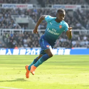 Eddie Nketiah in Action: Arsenal vs. Newcastle United, Premier League 2017-18