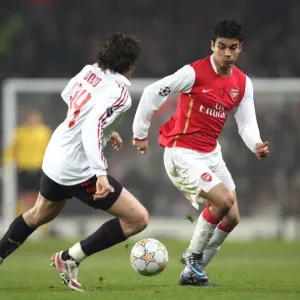 Eduardo (Arsenal) Massimo Oddo (AC Milan) Eduardo (Arsenal) Massimo Oddo (AC Milan)