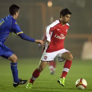 Eduardo (Arsenal) Richard Duffy (Portsmouth) Eduardo (Arsenal) Richard Duffy (Portsmouth)