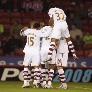 Eduardo celebrates scoring his and Arsenals 1st goal Eduardo celebrates scoring his and Arsenals 1st goal