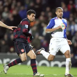 Eduardo scores Arsenals 3rd goal his 2nd under pressure from Steven Reid