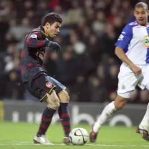 Eduardo scores Arsenals 3rd goal under pressure from Steven Reid (Blackburn)