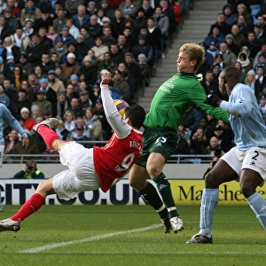 Eduardo shoots past Manchester City goalkeeper Joe Hart to score the 2nd Arsenal goal