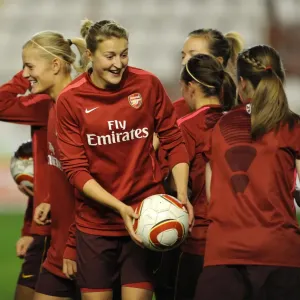 Ellen White (Arsenal) warms up before the match. Rayo Vallecano 2: 0 Arsenal Ladies Ellen White (Arsenal) warms up before the match. Rayo Vallecano 2: 0 Arsenal Ladies