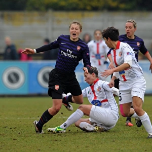 Ellen White vs. Sandy Maendly: Foul in Arsenal Ladies UEFA Women's Champions League Quarterfinal