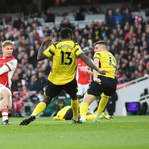 Emile Smith Rowe Scores: Arsenal's Thrilling Victory Over Watford in the 2021-22 Premier League Emile Smith Rowe Scores: Arsenal's Thrilling Victory Over Watford in the 2021-22 Premier League
