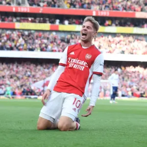 Emile Smith Rowe Scores First Arsenal Goal Against Tottenham in Premier League 2021-22 Emile Smith Rowe Scores First Arsenal Goal Against Tottenham in Premier League 2021-22