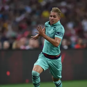 Emile Smith Rowe Shines: Arsenal's Upset of Paris Saint-Germain in 2018 International Champions Cup (Singapore)