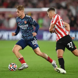 Emile Smith Rowe vs. Vitaly Janelt: A Premier League Battle - Arsenal vs. Brentford (2021-22) Emile Smith Rowe vs. Vitaly Janelt: A Premier League Battle - Arsenal vs. Brentford (2021-22)