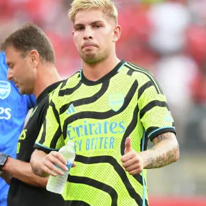 Emile Smith Rowe's Standout Display: Arsenal Triumphs Over Manchester United at MetLife Stadium (2023-24)