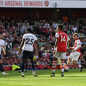 Emile Smith Rowe's Thrilling Winner: Arsenal Triumphs Over Tottenham in Epic Premier League Clash