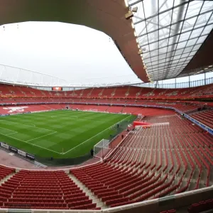 Emirates Stadium. Arsenal 5: 1 Shakhtar Donetsk, UEFA Champions League, Group H