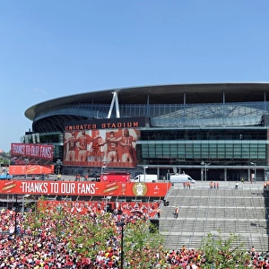 Emirates Stadium. Arsenal Trophy Parade. Islington, 18 / 5 / 14. Credit : Arsenal Football