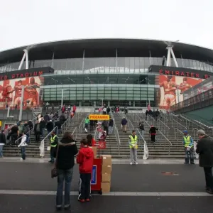 Emirates Stadium before the match Emirates Stadium before the match