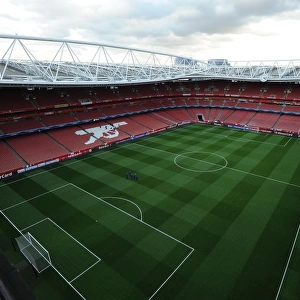 Emirates Stadium pre match. Arsenal 1: 3 AS Monaco. UEFA Champions League. Emirates Stadium, 25 / 2 / 15