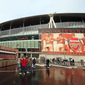 Emirates Stadium Print: The Highbury Shrine, 29/11/09 Emirates Stadium Print: The Highbury Shrine, 29/11/09