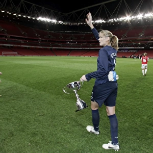 Emma Byrne (Arsenal) with the Premier League Trophy