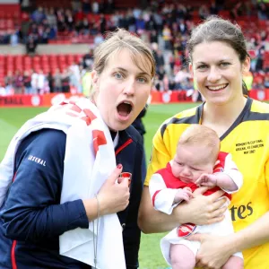 Emma Haynes and Karen Carney (Arsenal)