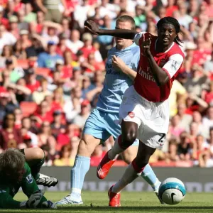 Emmanuel Adebayor (Arsenal) Casper Schmeichel (Man City)