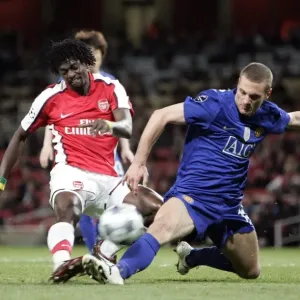 Emmanuel Adebayor (Arsenal) Nemanja Vidic (Man Utd) Emmanuel Adebayor (Arsenal) Nemanja Vidic (Man Utd)