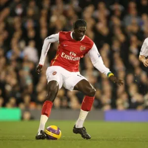 Emmanuel Adebayor (Arsenal) Simon Davies (Fulham) Emmanuel Adebayor (Arsenal) Simon Davies (Fulham)