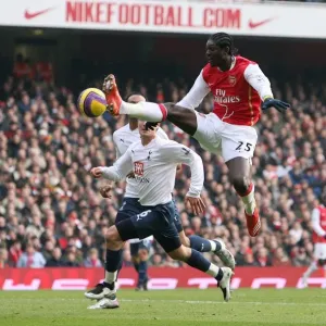 Emmanuel Adebayor (Arsenal) Teemu Tainio (Spurs) Emmanuel Adebayor (Arsenal) Teemu Tainio (Spurs)