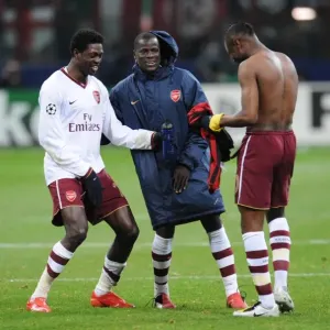Emmanuel Adebayor, Emmanuel Eboue and William Gallas celebrate Arsenals victory
