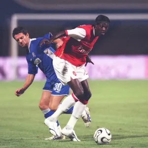 Emmanuel Adebayor(Arsenal) Davir Vugrinec (Dinamo Zagreb) Emmanuel Adebayor(Arsenal) Davir Vugrinec (Dinamo Zagreb)