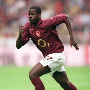 Emmanuel Eboue in Action: Arsenal's Victory over Porto at the Amsterdam Tournament, 2005