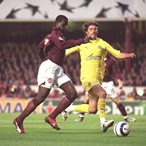 Emmanuel Eboue (Arsenal) Alessio Tacchinardi (Villareal). Arsenal 1: 0 Villareal