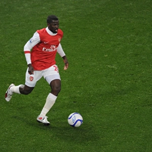 Emmanuel Eboue (Arsenal). Arsenal 5: 0 Leyton Orient, FA Cup Fifth Round Replay
